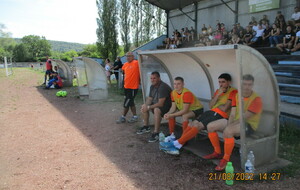 UN PETIT TOUR ET PUIS S'EN VA...