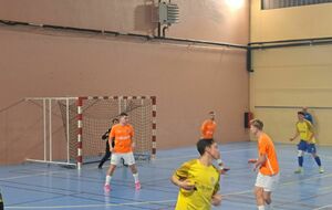 FUTSAL, CA PASSE AUSSI POUR NOS SENIORS G (A)...