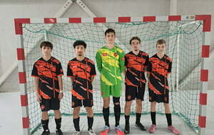 CINQ VALEUREUX JOUEURS...