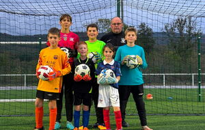 REPRISE DES SPECIFIQUES GARDIENNES / GARDIENS DU FC PAYS MINIER...