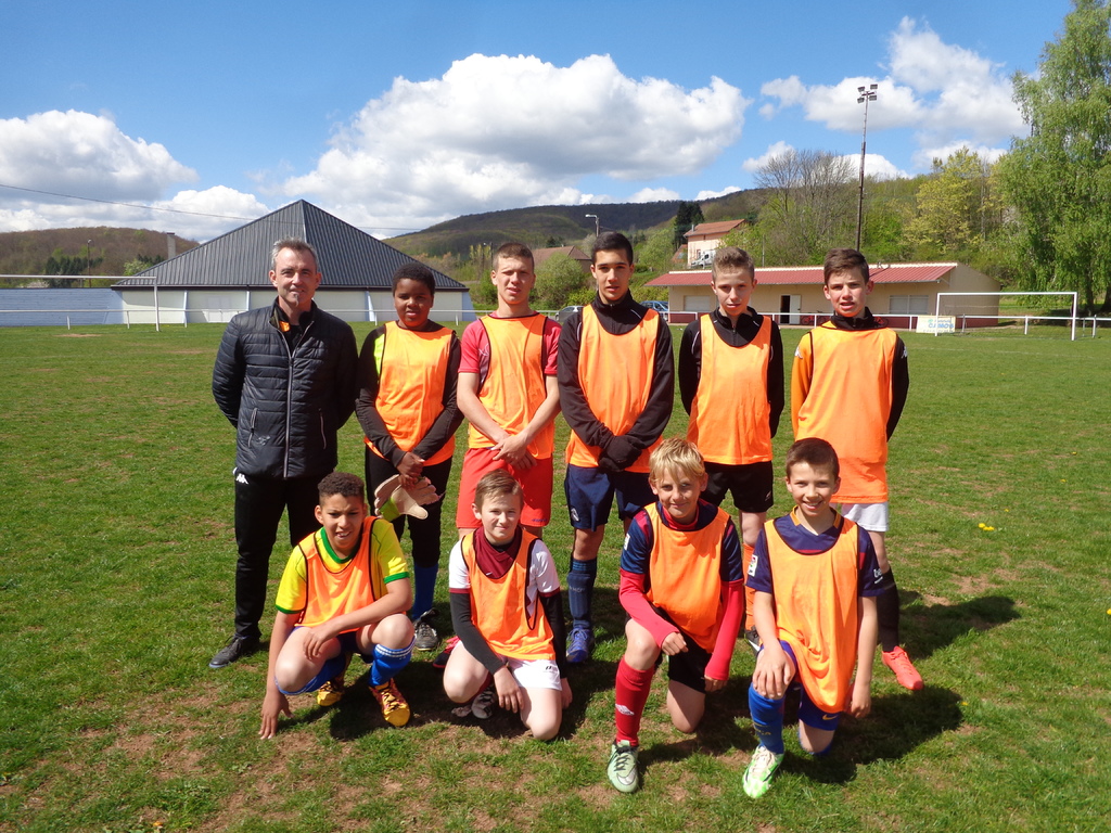 180417-football-club-pays-minier