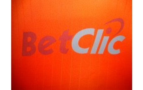 LA RESERVE PERD ENCORE...