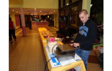 MERCI A LUI AUSSI...