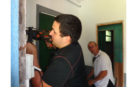 LES BRICOLEURS DU DIMANCHE...