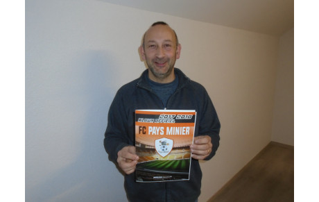 LES DERNIERES VIGNETTES DE L'ALBUM DU CLUB...