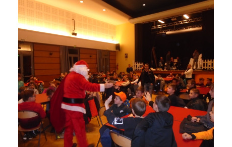 LE NOËL DU FC PAYS MINIER...