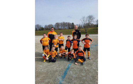 LES PREMIERS A AVOIR JOUE...