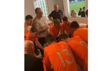 UNE SACREE BELLE PERFORMANCE...