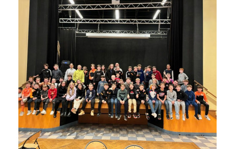 RETOUR SUR L'ARBRE DE NOËL DU FC PAYS MINIER...