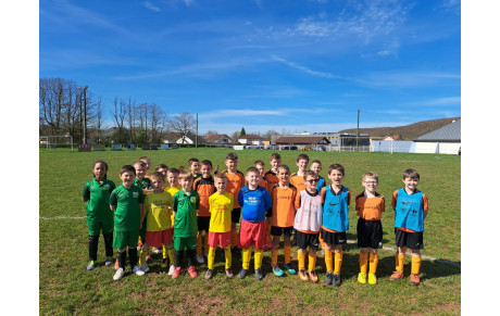 RETOUR SUR LE PLATEAU U9G DE CE SAMEDI MATIN AU STADE DE CHAMPAGNEY...