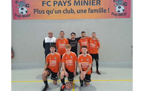 FUTSAL SENIORS G..., NOS ORANGE ET NOIR TERMINENT EN TÊTE...